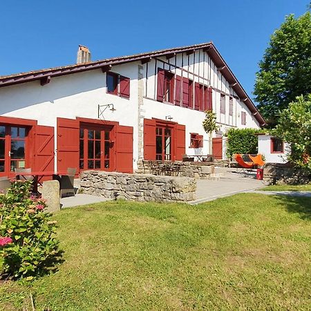 Bed and Breakfast La Ferme D'Ika Сен-Жан-де-Люз Екстер'єр фото